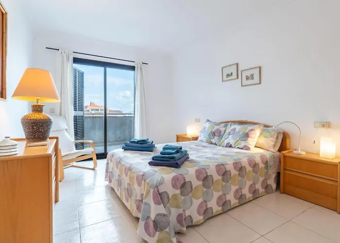 Atico Roger De Flor Daire